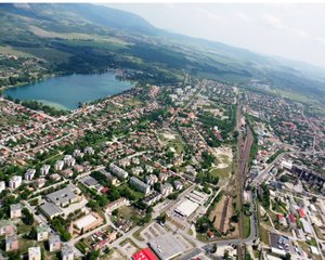 Húsvétra elkészül a dorogi játszópark