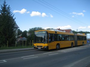 Júliustól hétvégén éjszakai járat Esztergom és Budapest között