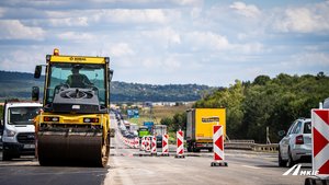 Elkezdődött az M1-es autópálya bővítése - sajtóközlemény