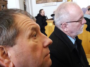 Kochnyák Sándor és Vöröskői István a misén