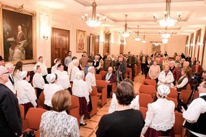 A Pilisi Himnuszt a résztvevők együtt énekelték el